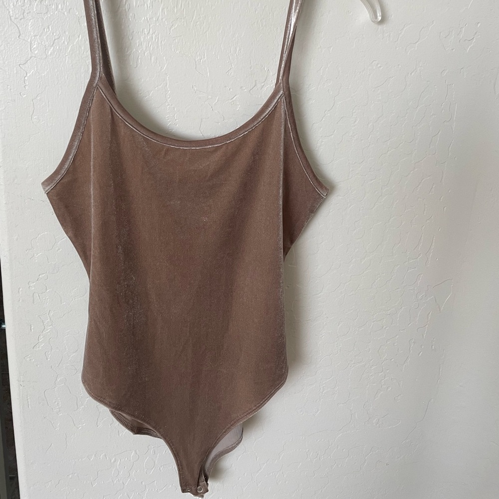Forever 21 bodysuit size L